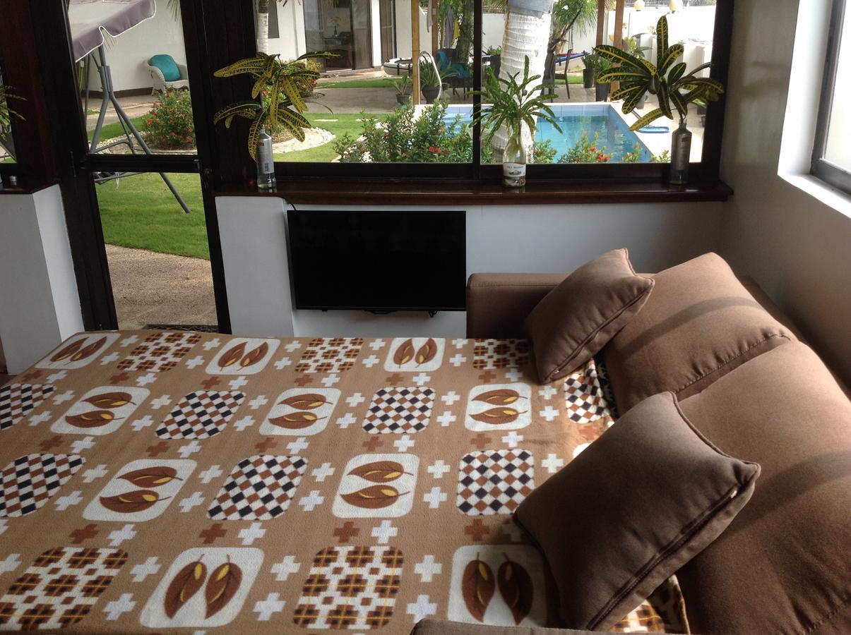 Bamboo Beachhouse Dormitory Garcia Hernandez Exteriér fotografie